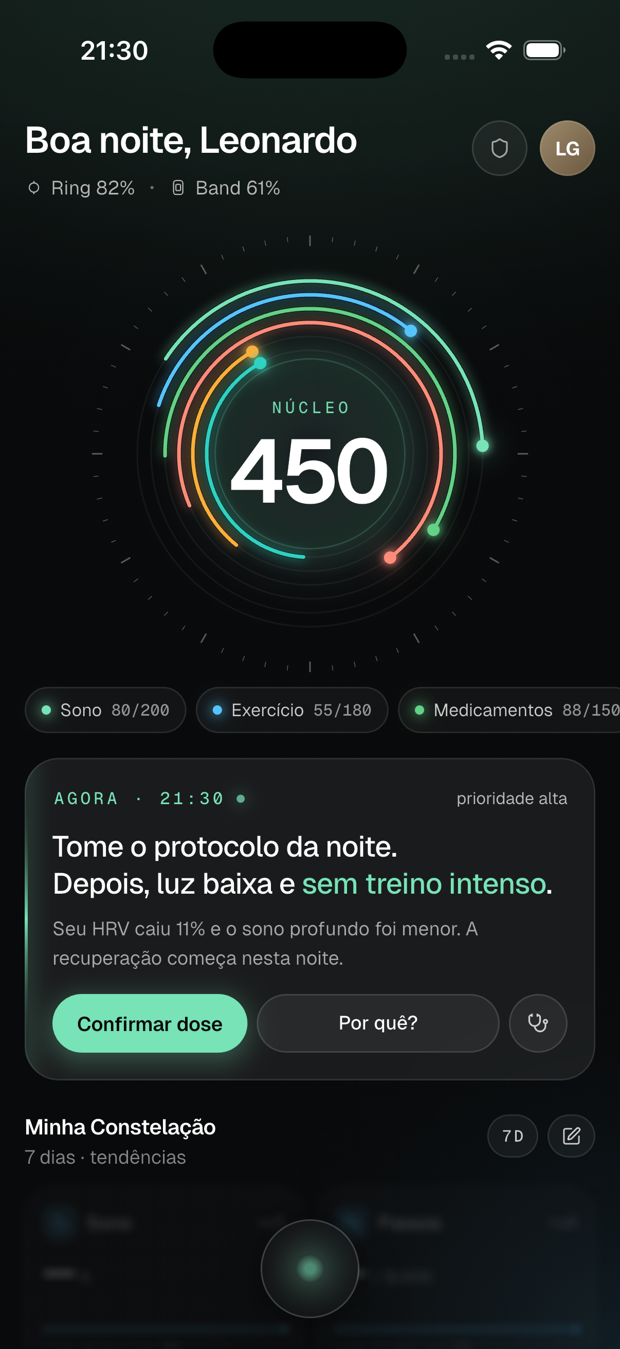 Celular com o app Livvay aberto no protocolo da noite.